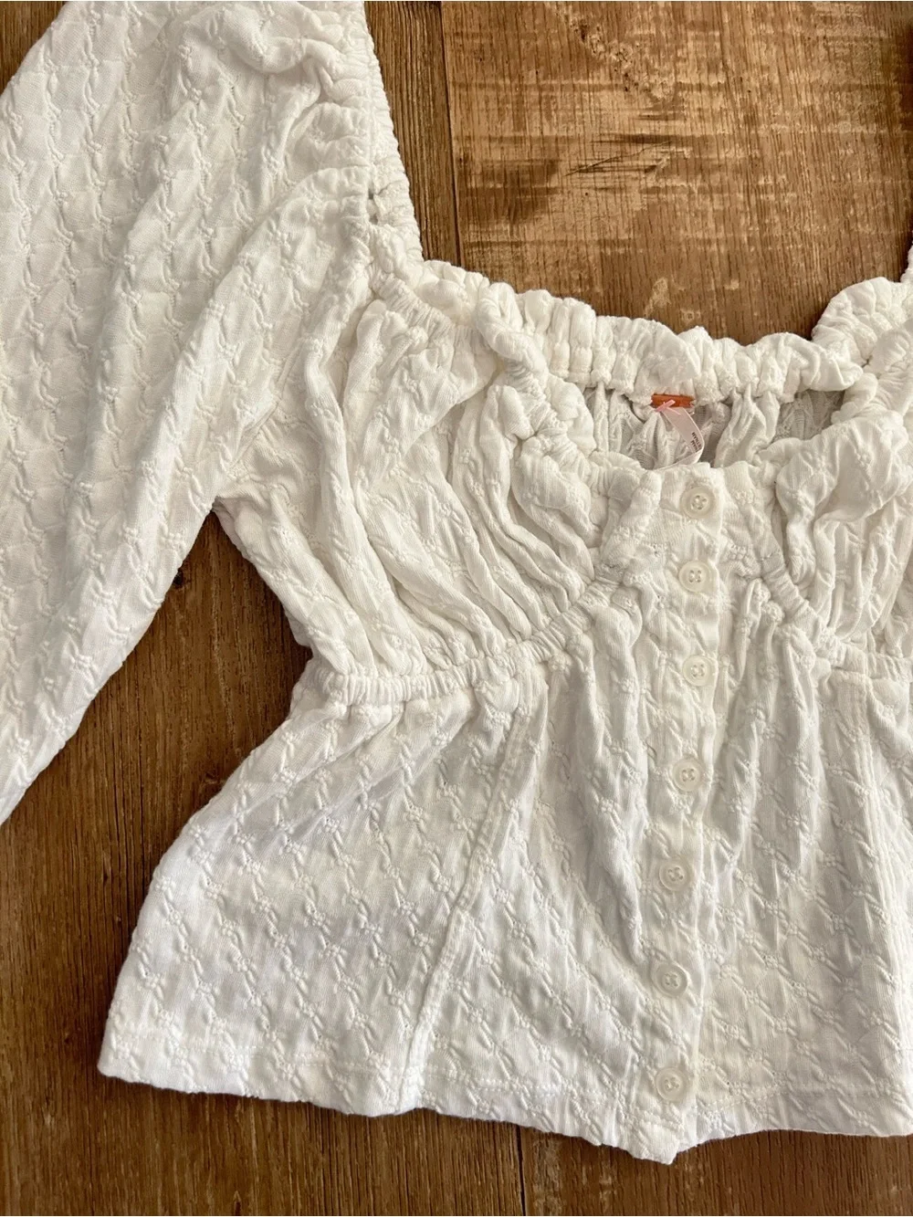Free People Ladybug Milkmaid White Textured Long-Sleeve Crop Top - Large